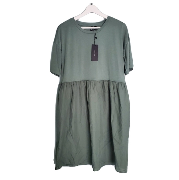 NEW Vero Moda Green Peplum Dress - Picture 1 of 4